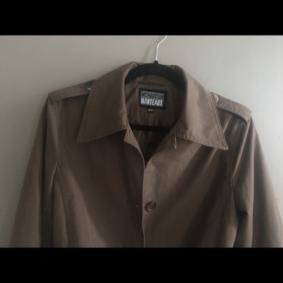 Autumn trench coat - Picture 2 of 3